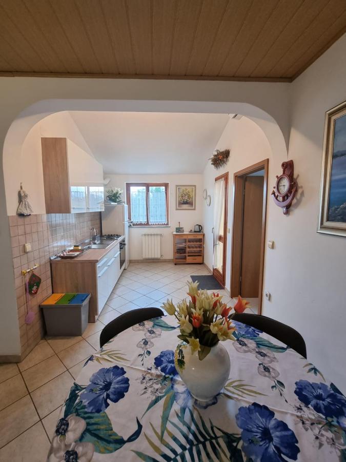 Apartments Jana Умаг Екстериор снимка