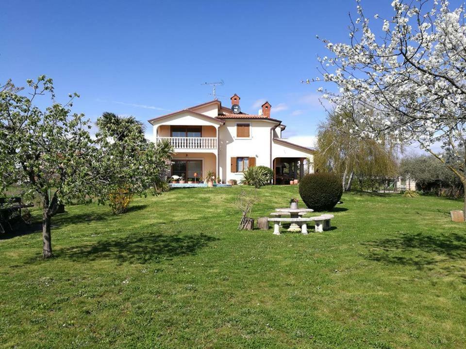 Apartments Jana Умаг Екстериор снимка